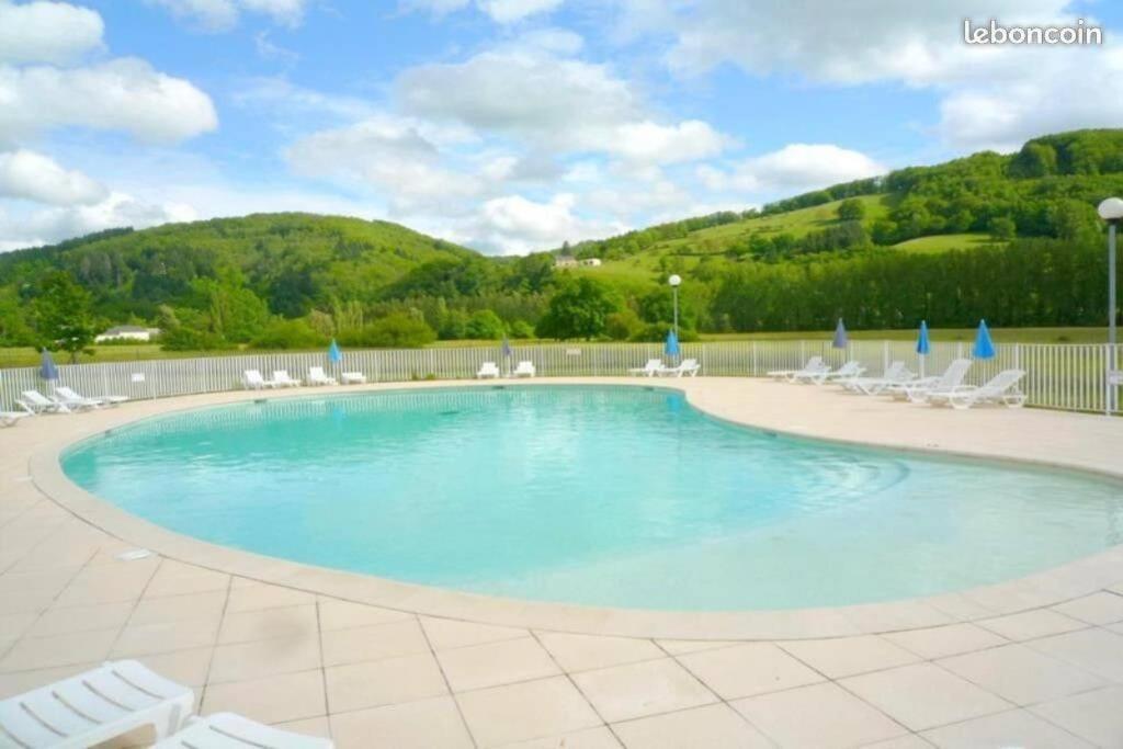 T3 La Savane Saint Geniez D'Olt 2 Piscines Chauffees Dans Une Charmante Residence De Vacances Exterior foto